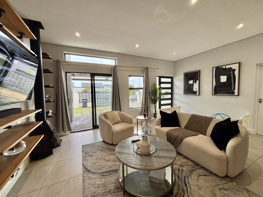 3 Bedroom Property for Sale in Sandown Western Cape